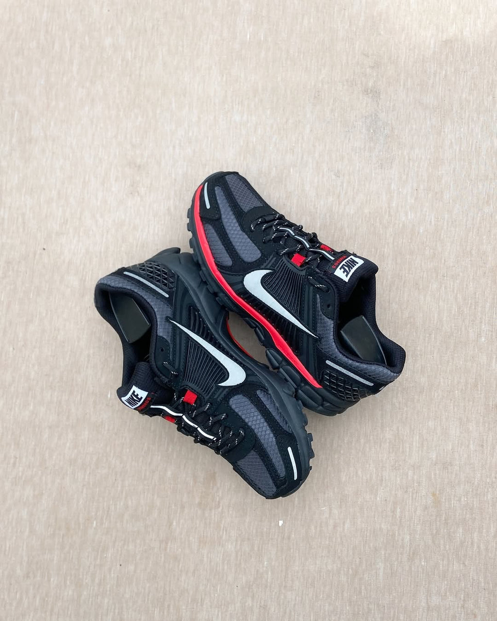 Nike ZOOM Vomero 5 Bred