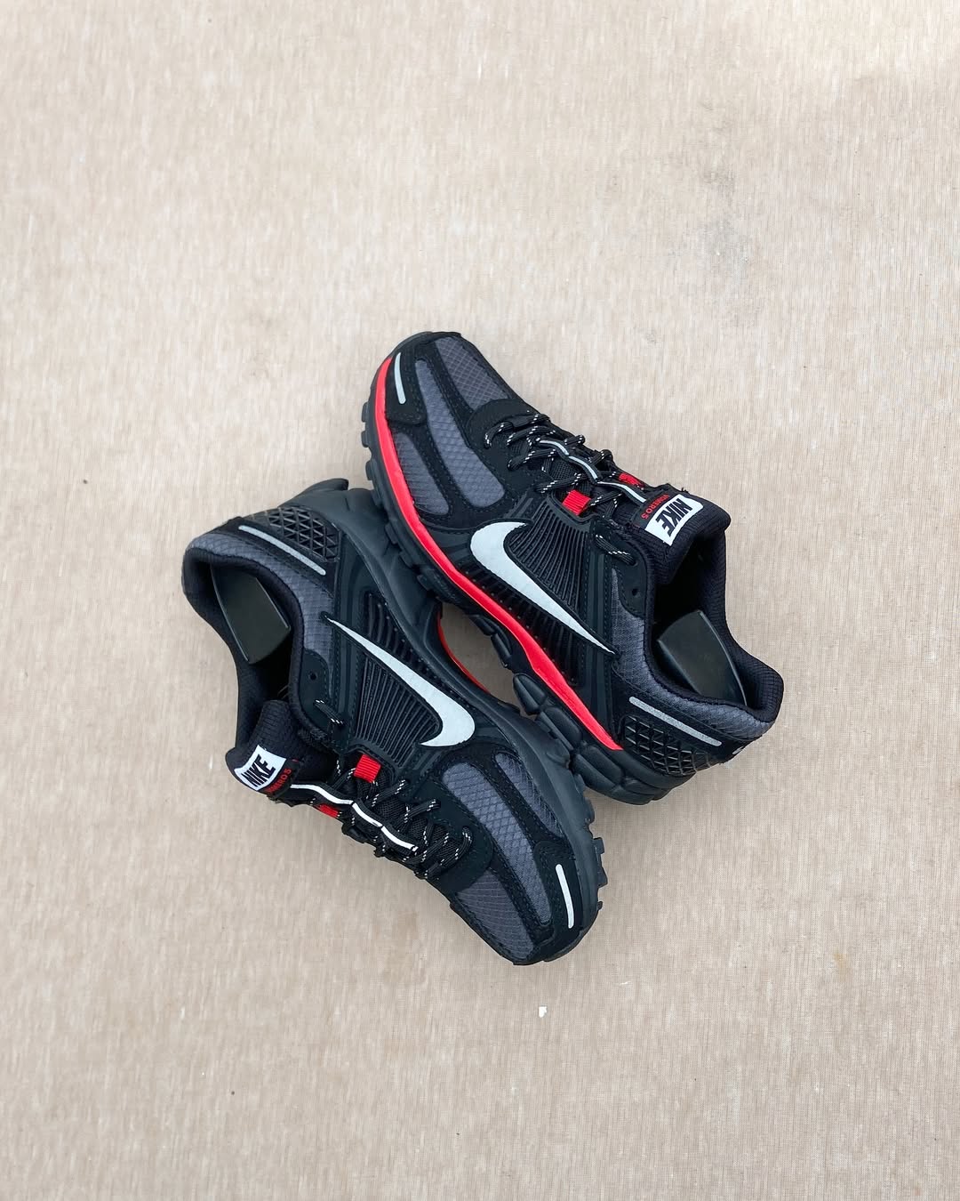 Nike ZOOM Vomero 5 Bred